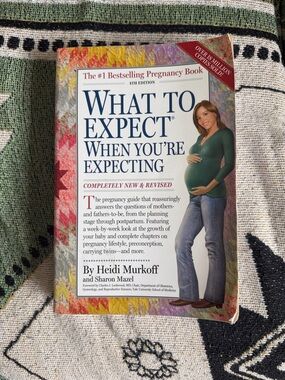 What to Expect When You're Expecting by Heidi Murkoff - White/Cream
